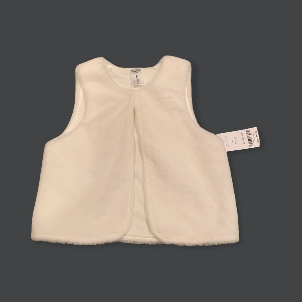 Carter’s Fuzzy Vest Girls Size 5 ❄️
